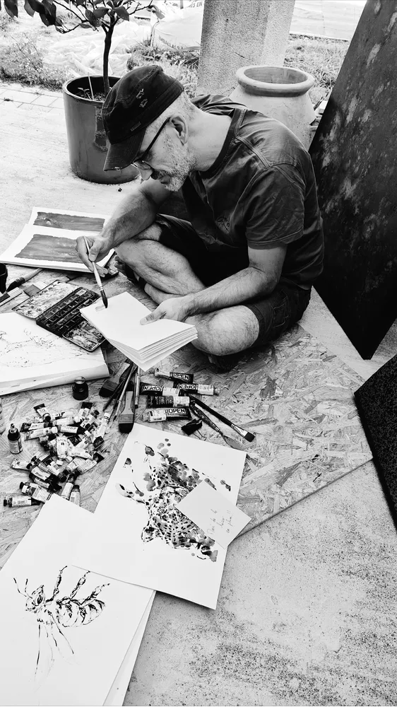 Atelier - Atelier extérieur artiste alexis boisset travail vertical.webp